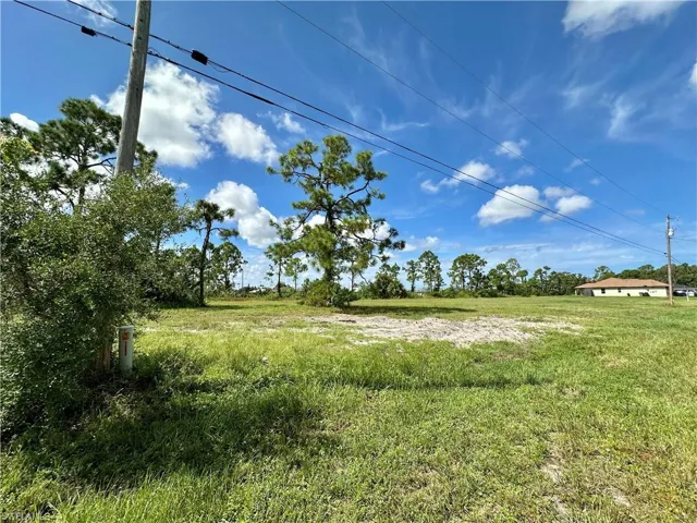 View of lot NE corner front boundary