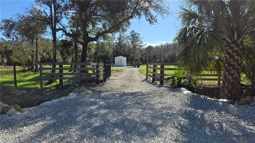 22950  Tinas  LN, Fort Myers, FL 33913