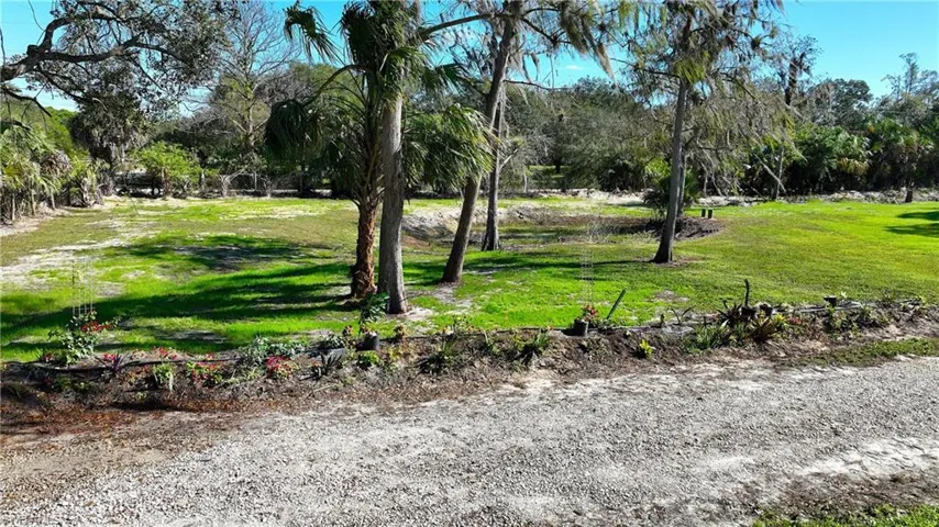 22950  Tinas  LN, Fort Myers, FL 33913