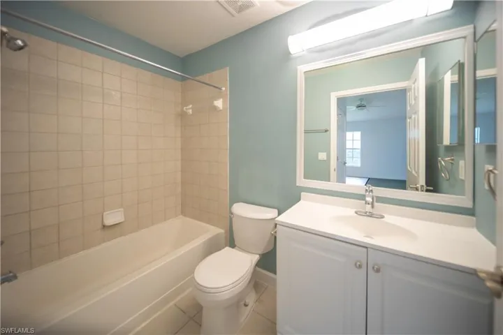 14895 Pleasant Bay Ln 5202, Naples, Florida 34119