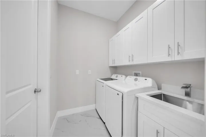 2615 45th St Sw, Lehigh Acres, Florida 33976