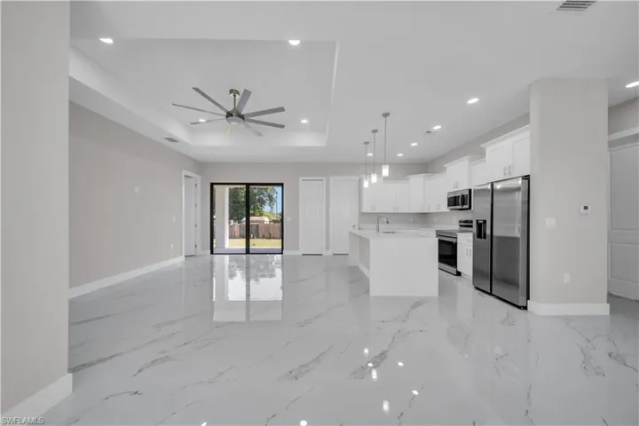 2615 45th St Sw, Lehigh Acres, Florida 33976
