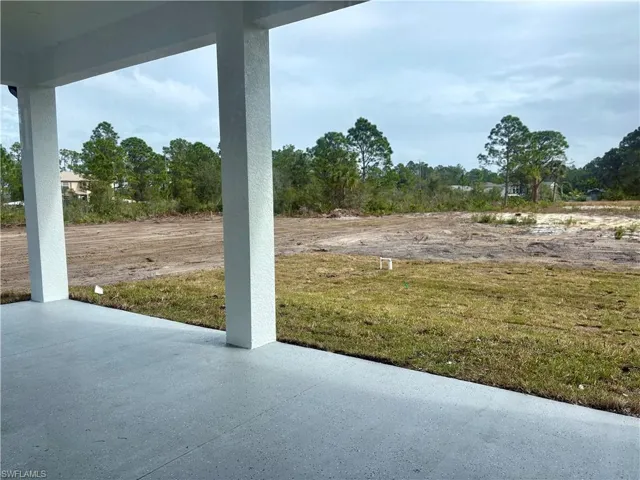 904  Leroy  AVE, Lehigh Acres, FL 33972