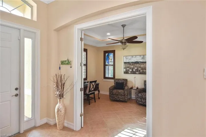 OFFICE OR BONUS ROOM
