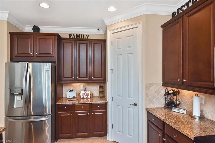 STAINLESS APPLIANCES