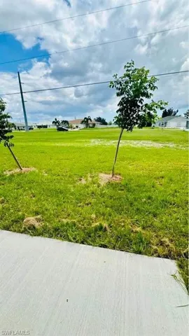 606 Se 8th St, Cape Coral, Florida 33990