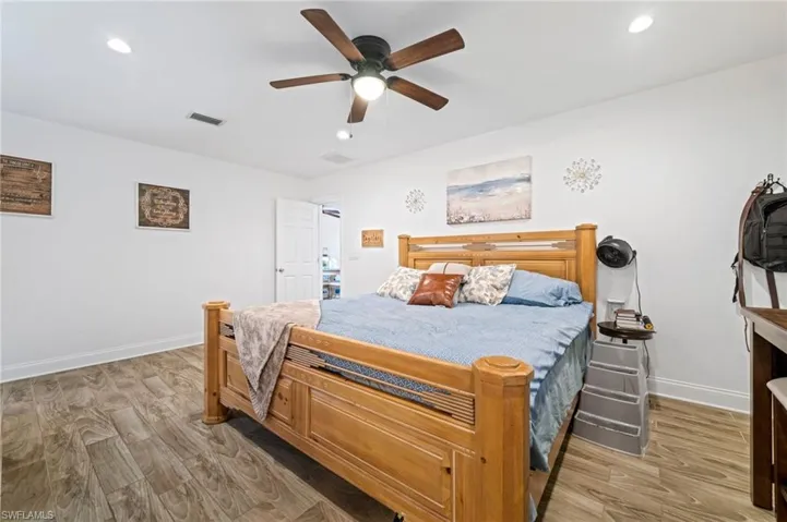 Large Owners Suite Bedroom