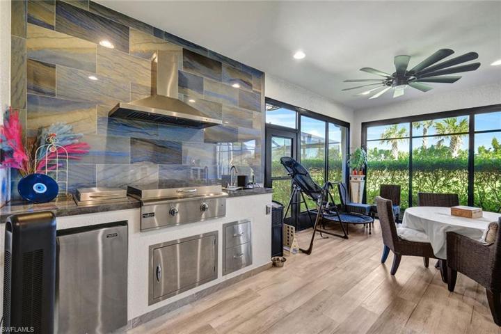 Welcome home to 11760 Canal Grande Dr Fort Myers