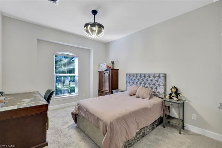 Welcome home to 11760 Canal Grande Dr Fort Myers