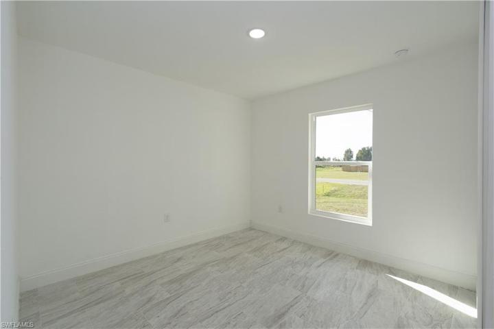 959  EISENHOWER BLVD  , Lehigh Acres, FL 33974