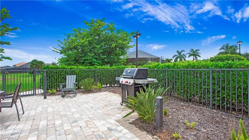 Pool Grill