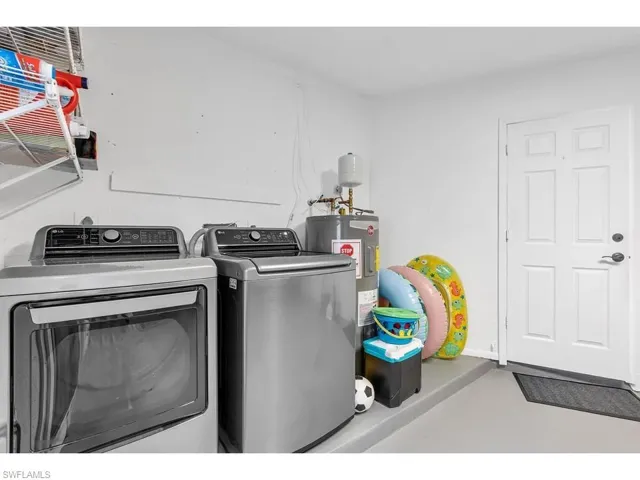 250  Willowick  DR, Naples, FL 34110