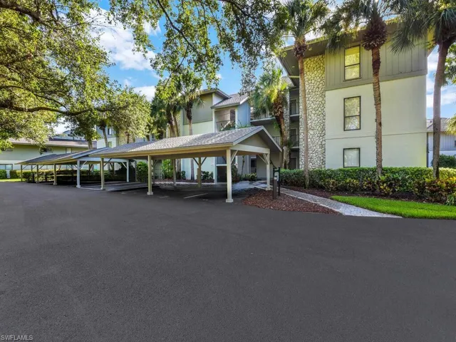 3rd Floor Condo w/ Assigned Covered Parking