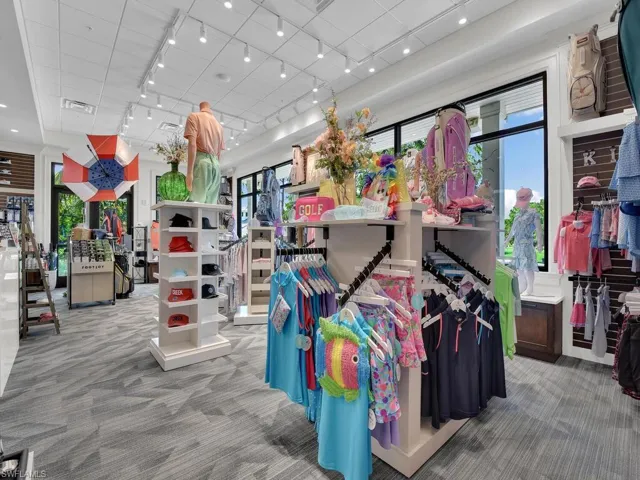 Golf Shop