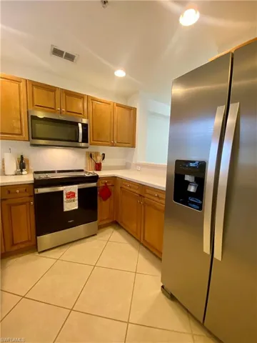 9460 Ivy Brook RUN # 707, FORT MYERS FL 33913