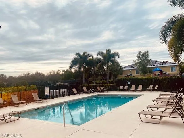 9460 Ivy Brook RUN # 707, FORT MYERS FL 33913