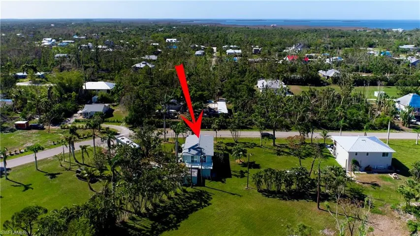 Birds eye view of property