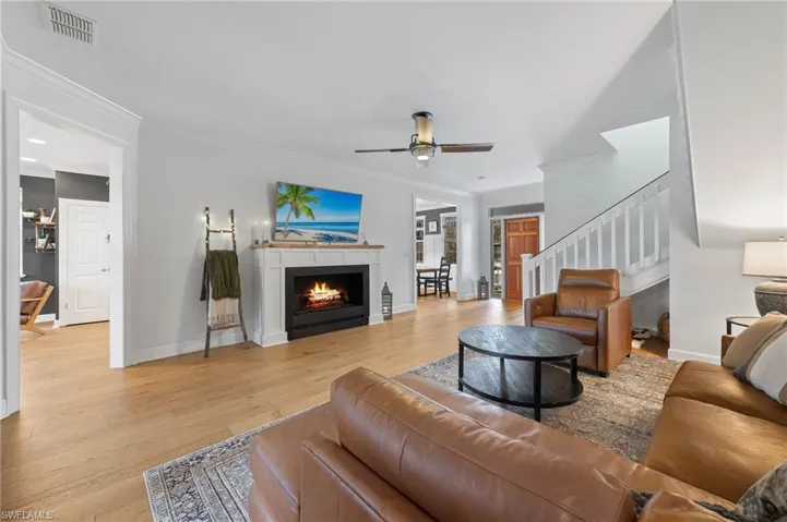5271 Cherry Wood Dr, Naples, Florida 34119