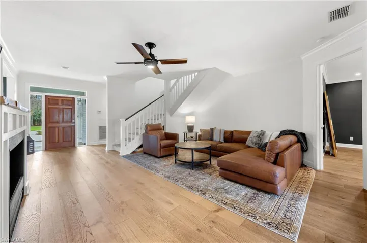 5271 Cherry Wood Dr, Naples, Florida 34119