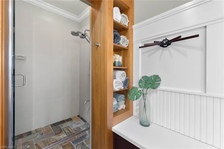 5271 Cherry Wood Dr, Naples, Florida 34119