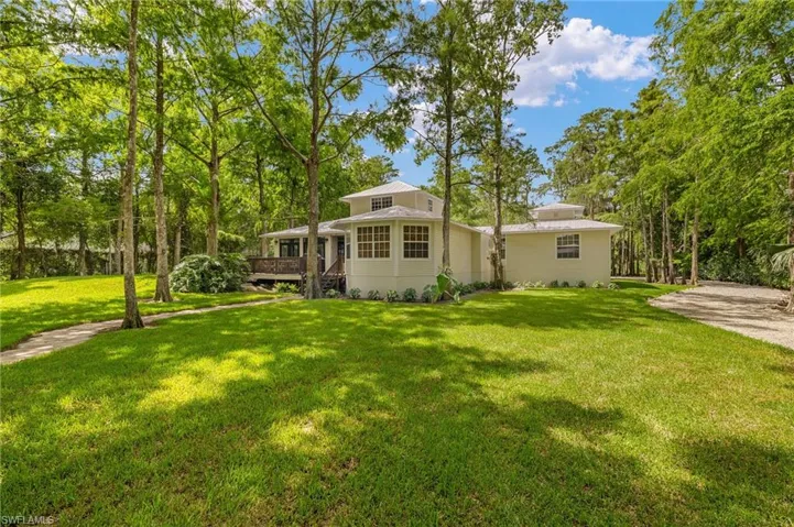 5271 Cherry Wood Dr, Naples, Florida 34119