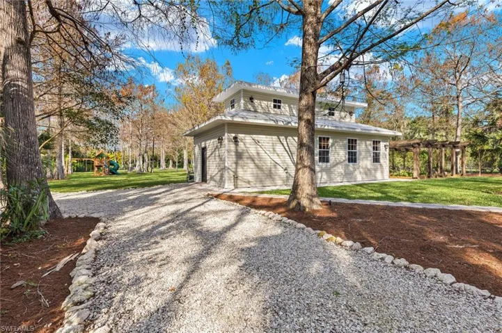 5271 Cherry Wood Dr, Naples, Florida 34119
