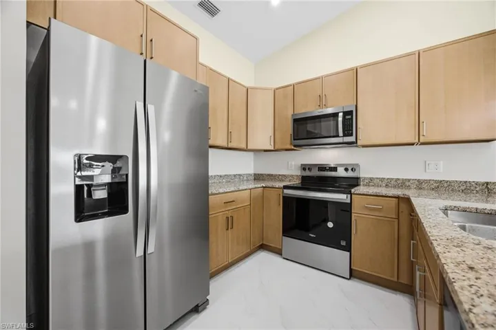 812-814 Mohawk Pkwy, Cape Coral, Florida 33914