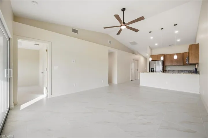 812-814 Mohawk Pkwy, Cape Coral, Florida 33914