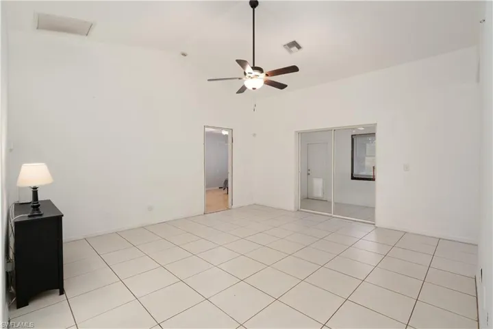 2860  18th NE AVE, Naples, FL 34120