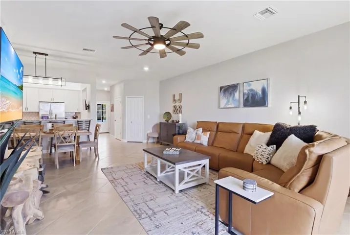 14208  Pine Lodge  LN, Fort Myers, FL 33913