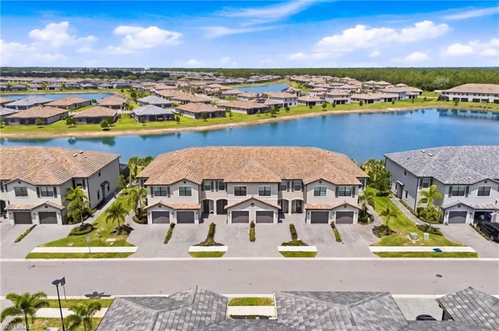 14208  Pine Lodge  LN, Fort Myers, FL 33913