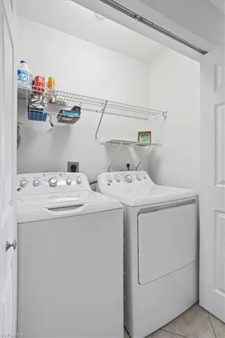 4223 Liron Ave 104, Fort Myers, Florida 33916