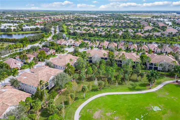 9097  Cherry Oaks  TRL, Naples, FL 34114