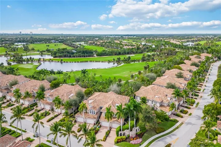 9097  Cherry Oaks  TRL, Naples, FL 34114
