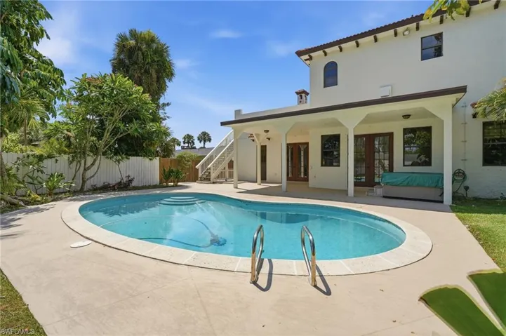 1358 Hopedale Dr, Fort Myers, Florida 33919