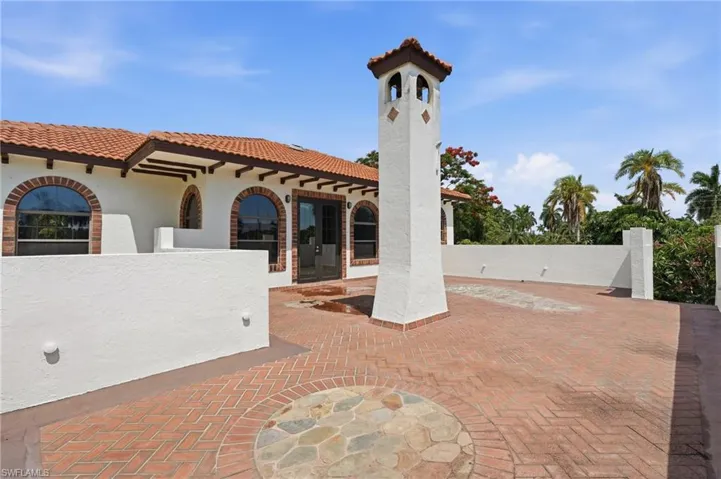 1358 Hopedale Dr, Fort Myers, Florida 33919