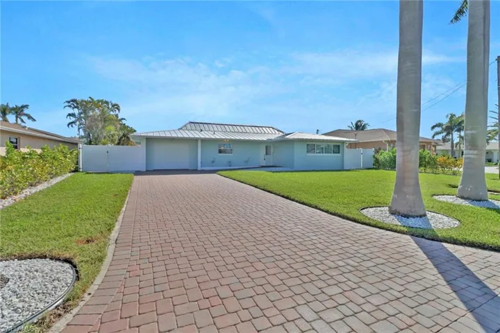 3501 SE 22nd  AVE, Cape Coral, FL 33904