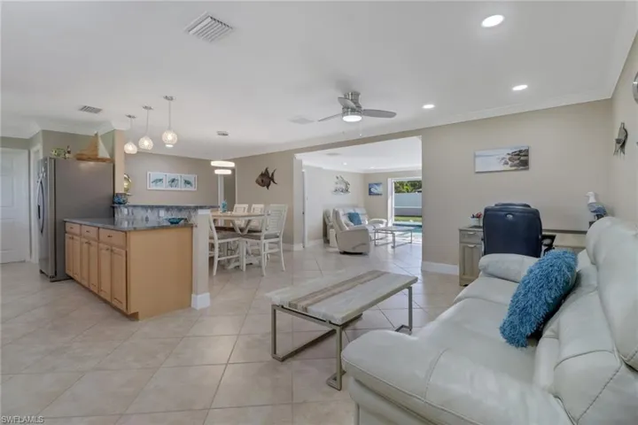 3501 SE 22nd  AVE, Cape Coral, FL 33904