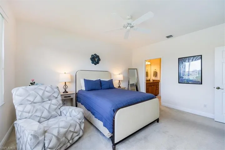 5697  Heron  LN, Naples, FL 34110