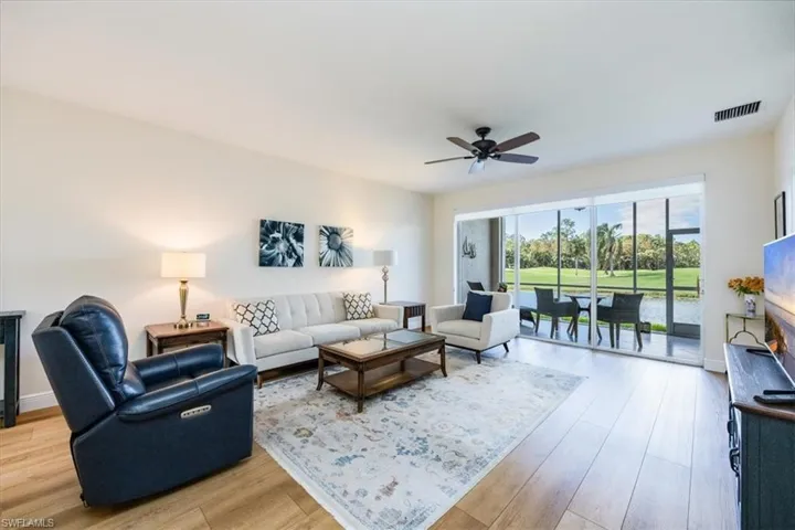 5697  Heron  LN, Naples, FL 34110