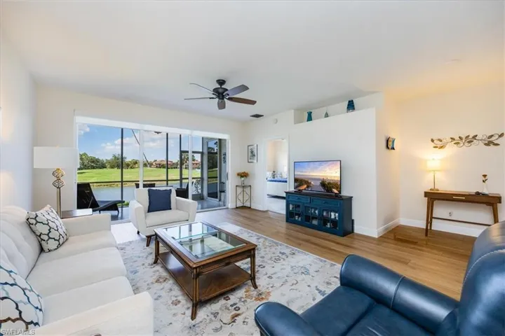 5697  Heron  LN, Naples, FL 34110