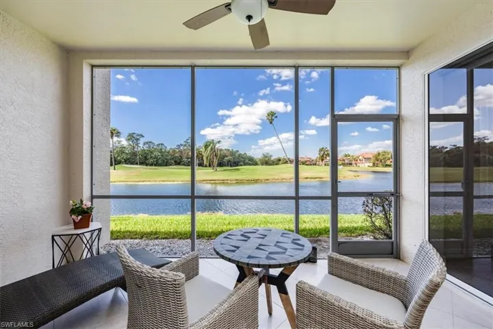 5697  Heron  LN, Naples, FL 34110