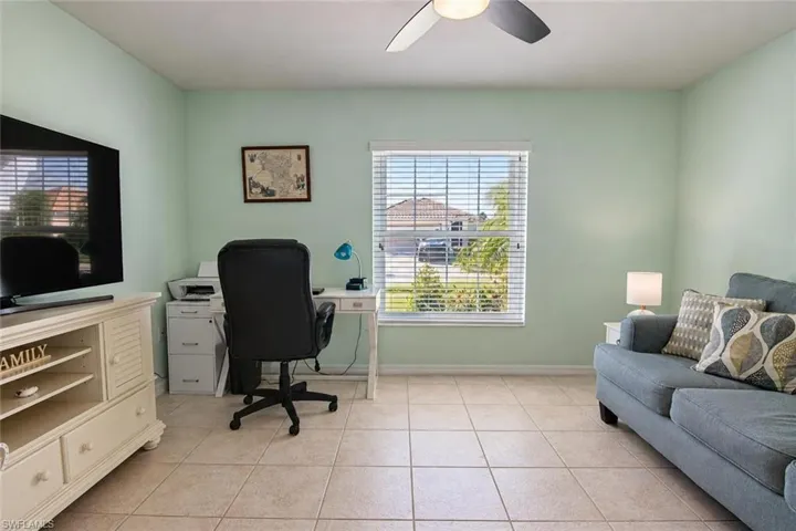 2641 Clairfont Ct, Cape Coral, Florida 33991