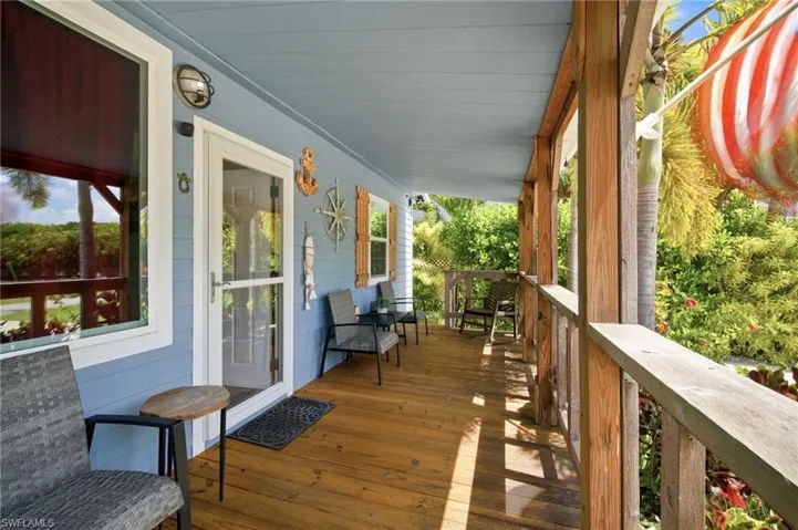 253 Worley St, Chokoloskee, Florida 34138