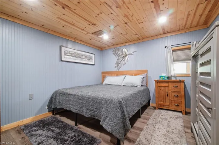 253 Worley St, Chokoloskee, Florida 34138