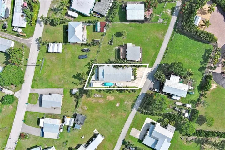 253 Worley St, Chokoloskee, Florida 34138
