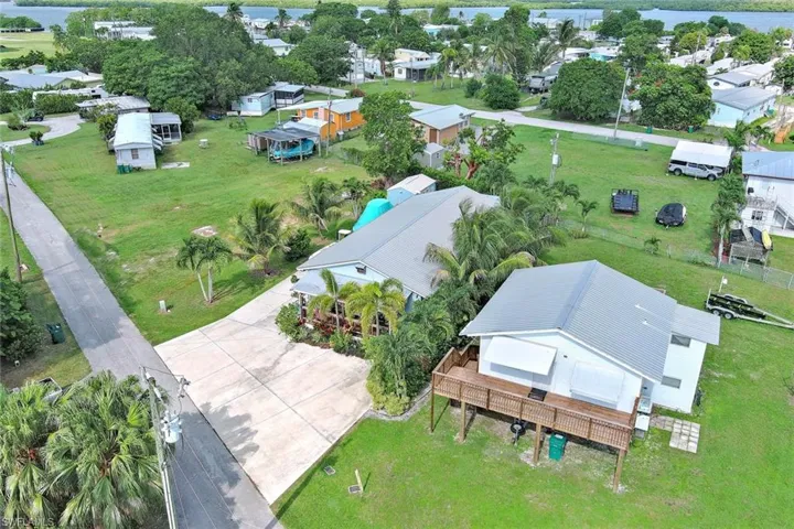 253 Worley St, Chokoloskee, Florida 34138