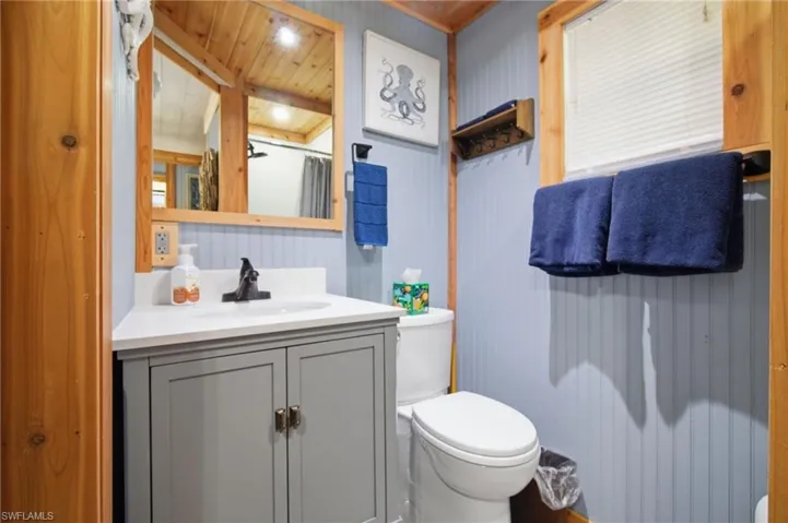 253 Worley St, Chokoloskee, Florida 34138