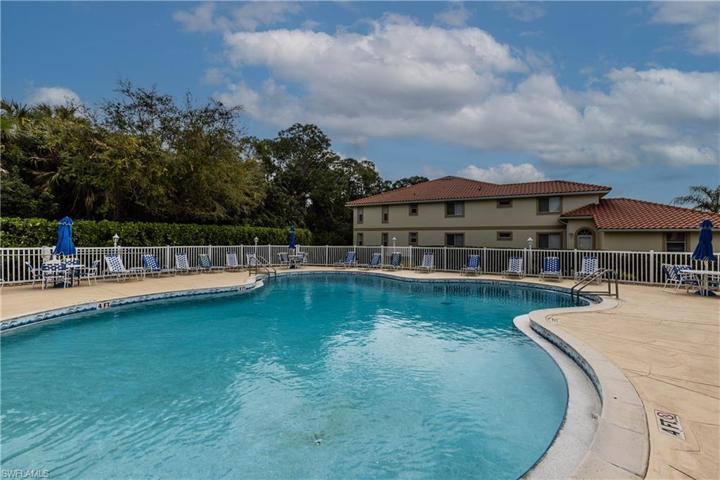 655  Luisa  LN, Naples, FL 34104
