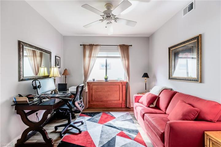655  Luisa  LN, Naples, FL 34104